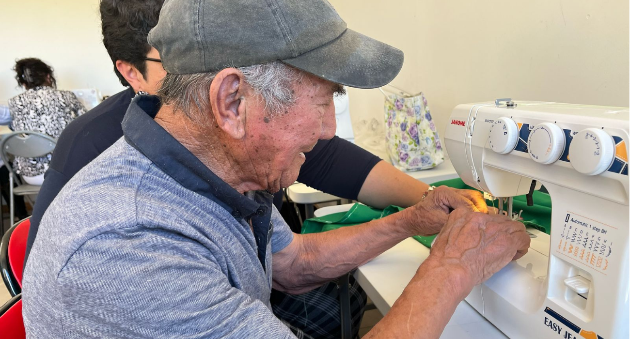 Puntadas Ancestrales: un espacio de aprendizaje y convivencia para personas mayores