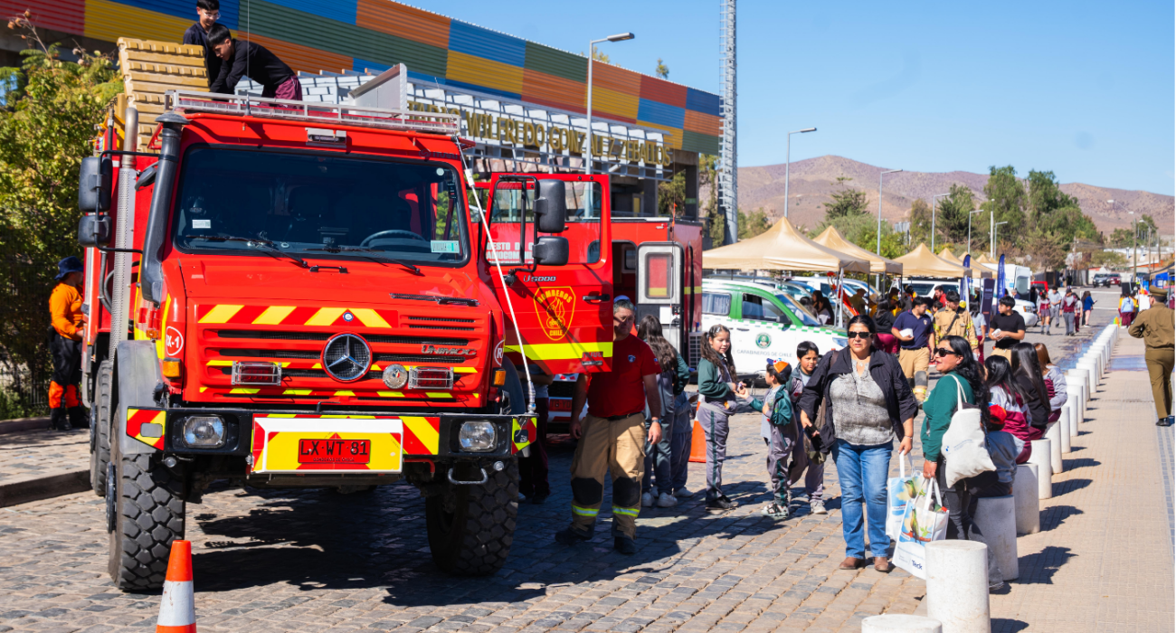 Andacollo fortaleció la cultura preventiva con exitosa feria de emergencia